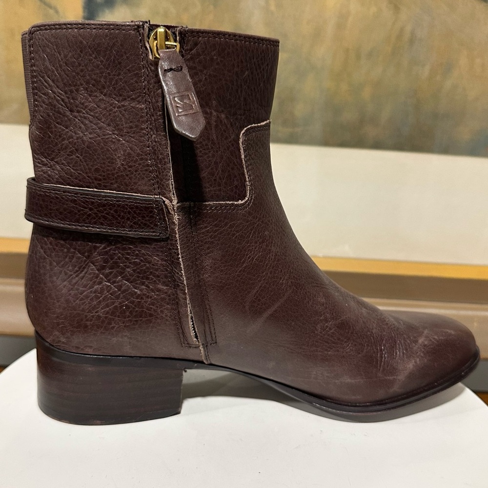 🌸SARTO by FRANCO SARTO 🌸 Brown Leather Round Toe Ankle Bootie Size: 8.5 - Picture 14 of 16